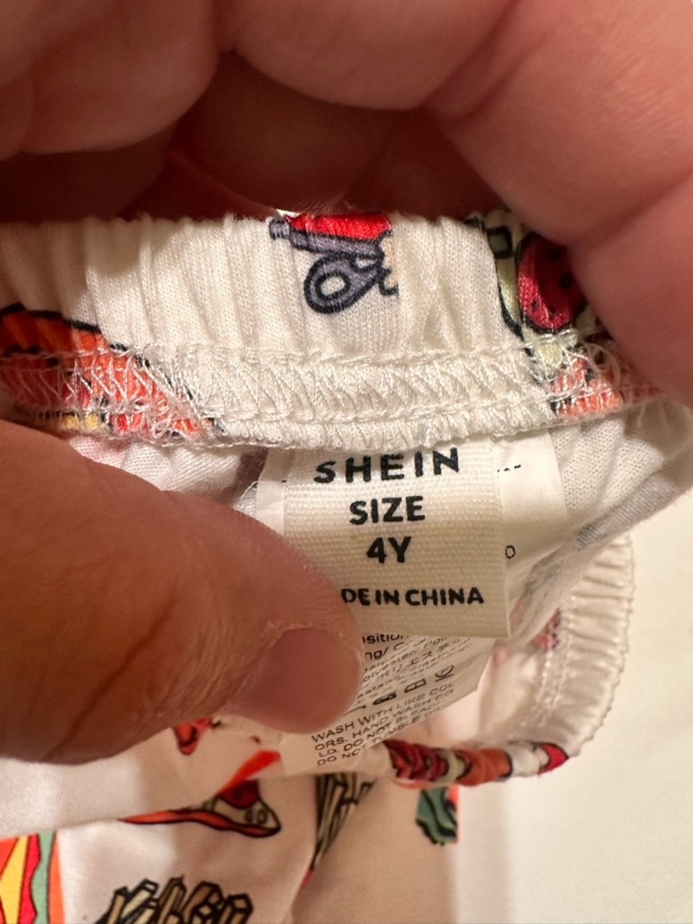SHEIN White Kids Set with Red & Orange Fast Food Print - Picture 2 of 4